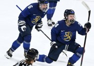 开云综合服务-费德勒新星出色防守表现突出，瑞士队前途光明！